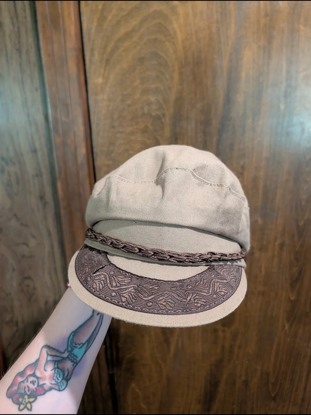 Women’s Tan Canvas Baker Boy Hat with Braided Trim